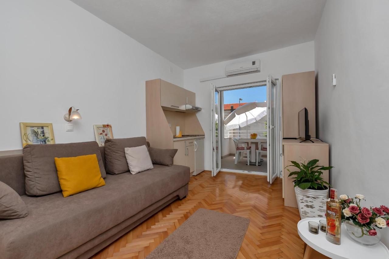 Apartments Marija Tučepi Exteriör bild