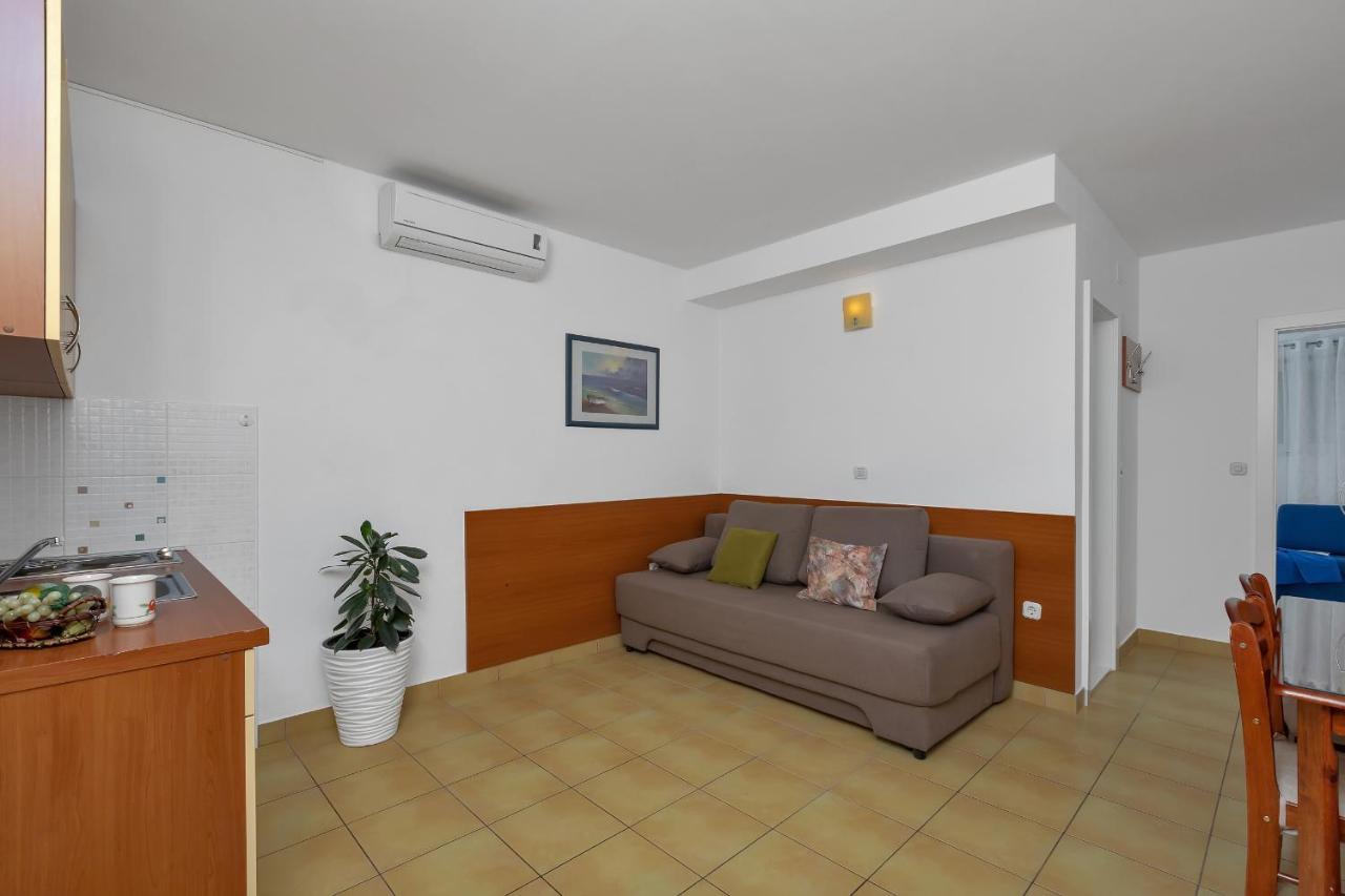 Apartments Marija Tučepi Exteriör bild